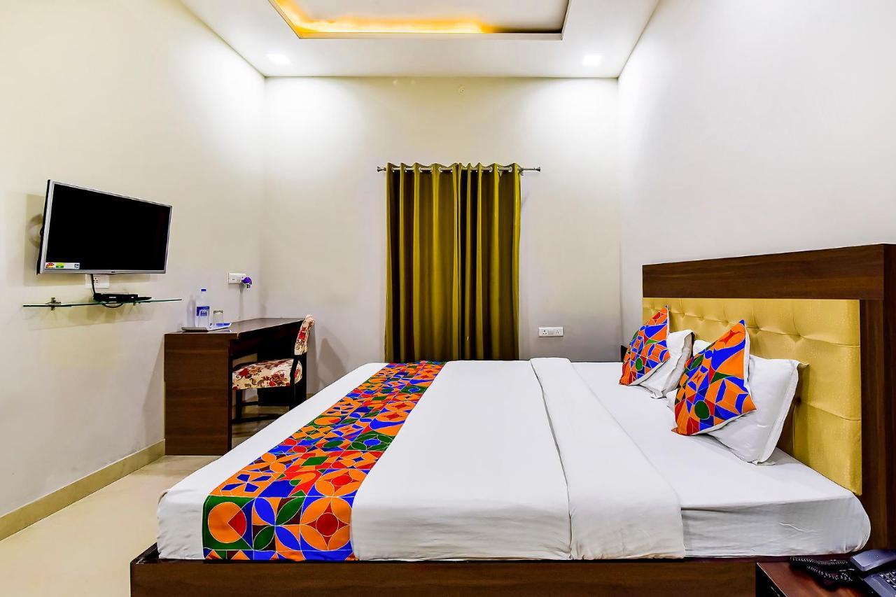 ג'איפור Fabhotel The Castle Homestay מראה חיצוני תמונה